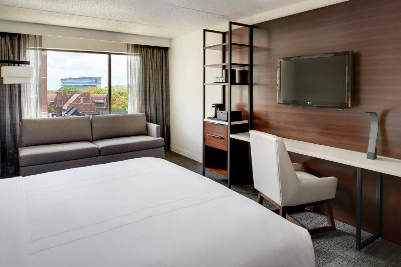 Marriott East Lansing At University Place Eksteriør bilde