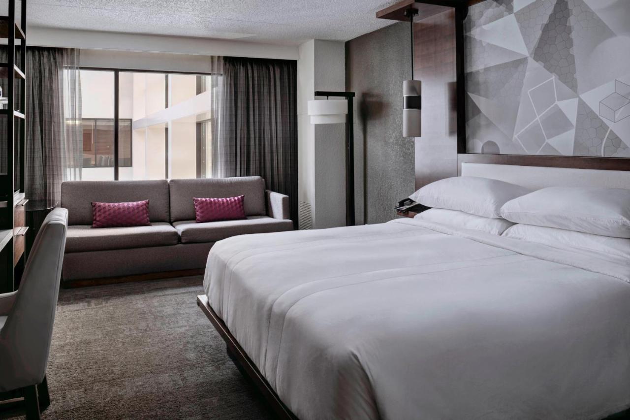 Marriott East Lansing At University Place Eksteriør bilde