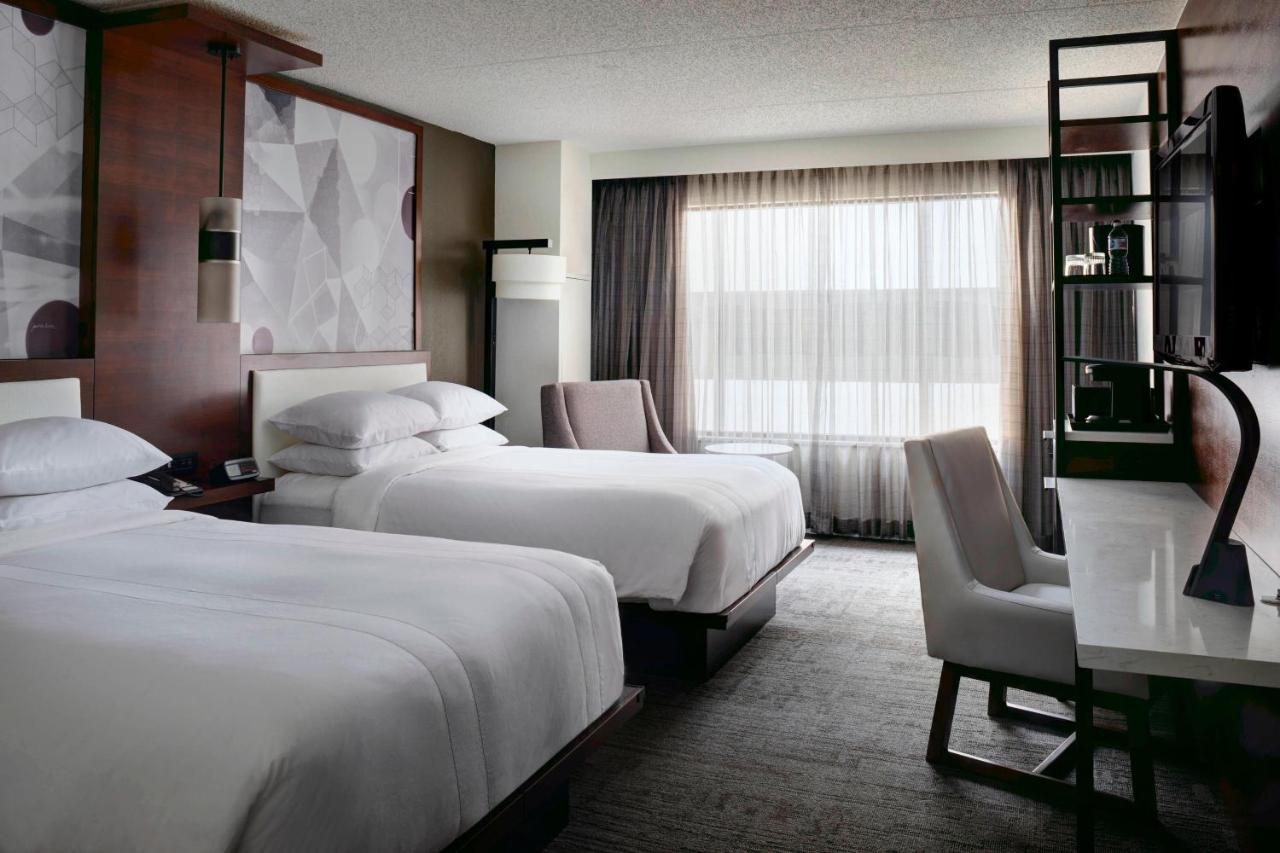 Marriott East Lansing At University Place Eksteriør bilde