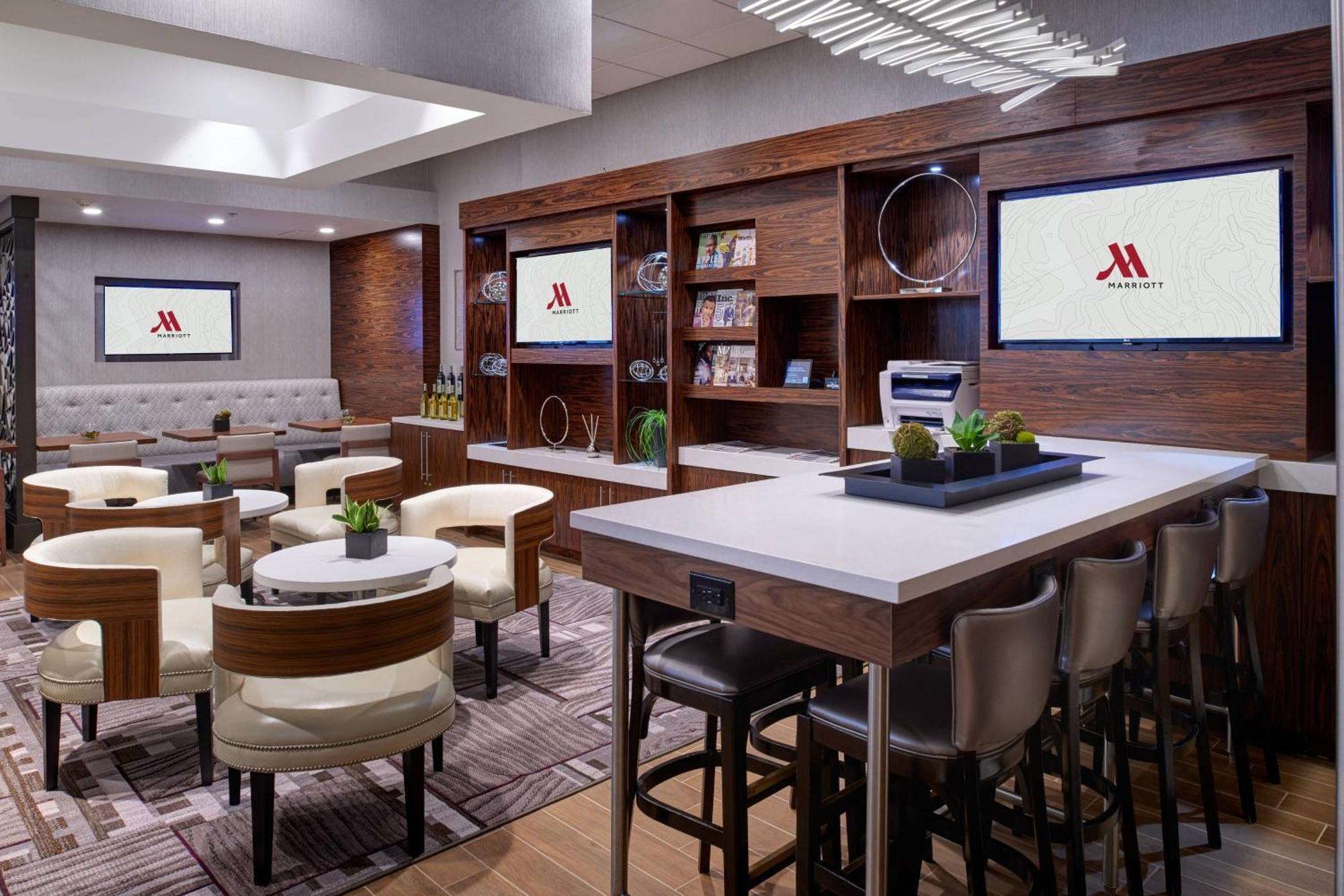 Marriott East Lansing At University Place Eksteriør bilde